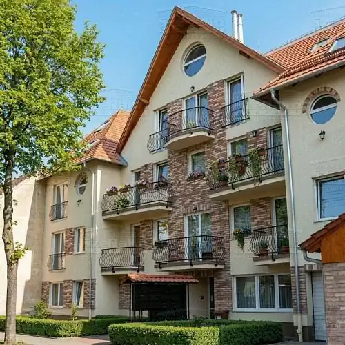 Hagyományos Egyedi Társasház, 1875m2, Földszint+3 Emelet, Kontytető+Nyeregtető (Budapest-Rákospalota) - Elkészült állapot (2. kép)