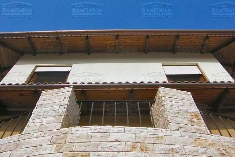 Mediterrán Családi ház, 314m2, Pince+Földszint+Emelet, Kontytető (Üröm-Táborföld) - Elkészült állapot (3. kép)