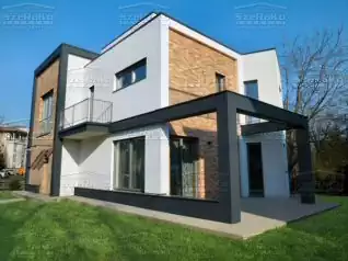 Modern Családi ház, 194m2, Földszint+2 Emelet, Lapostető (Budapest-Albertfalva) - Előnézeti kép
