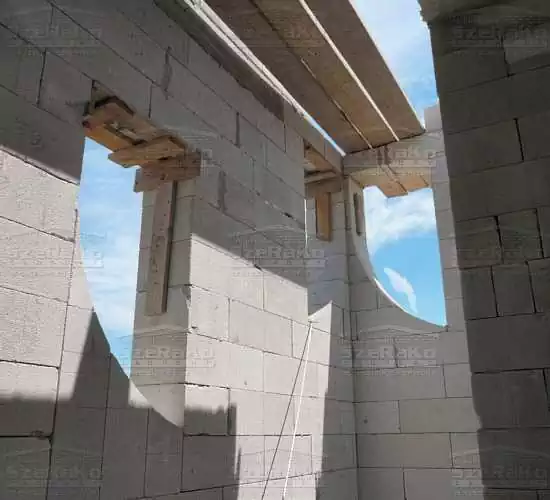 Modern Családi ház, 287m2, Pince+Földszint+Tetőtér, Dongatető (Zsámbék) - Kivitelezés alatti állapot (3. kép)