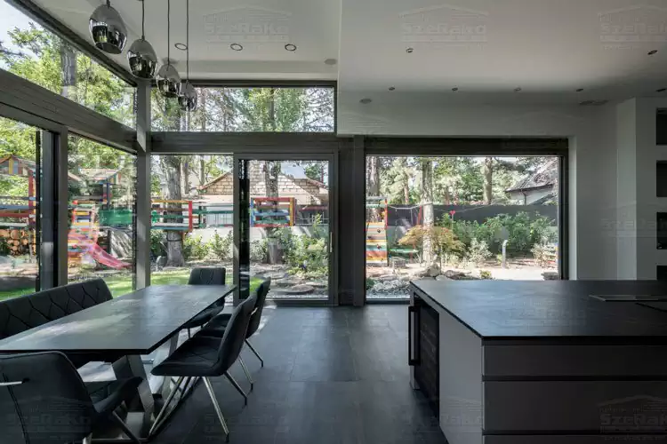 Modern Hétvégi ház, 167m2, Földszint+Emelet, Lapostető (Siófok-Aranypart) - Elkészült állapot (16. kép)