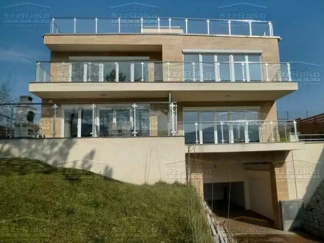 Modern Társasház, 565m2, Pince+Földszint+Emelet, Lapostető (Budapest-Ürömhegy) - Elkészült állapot (3. kép)
