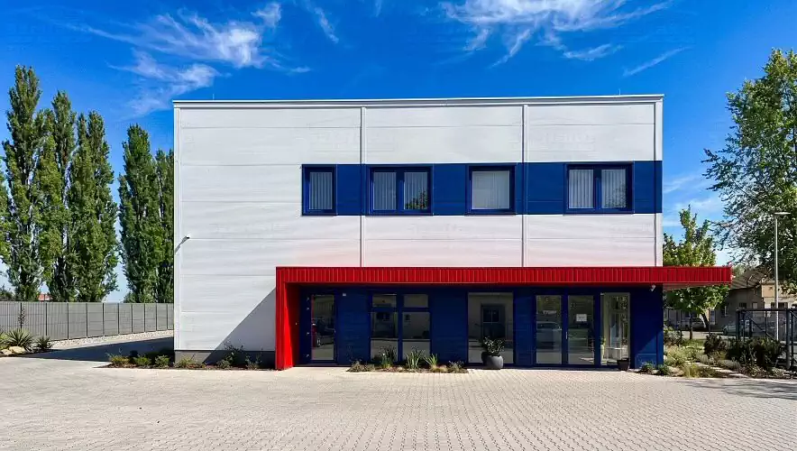 Modern Üzlet és raktárcsarnok, 590m2, Földszint+Emelet, Lapostető (Budapest-Rákospalota) - Elkészült állapot (4. kép)